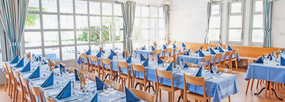 Restaurants in Hergiswil: Glasi-Restaurant Adler