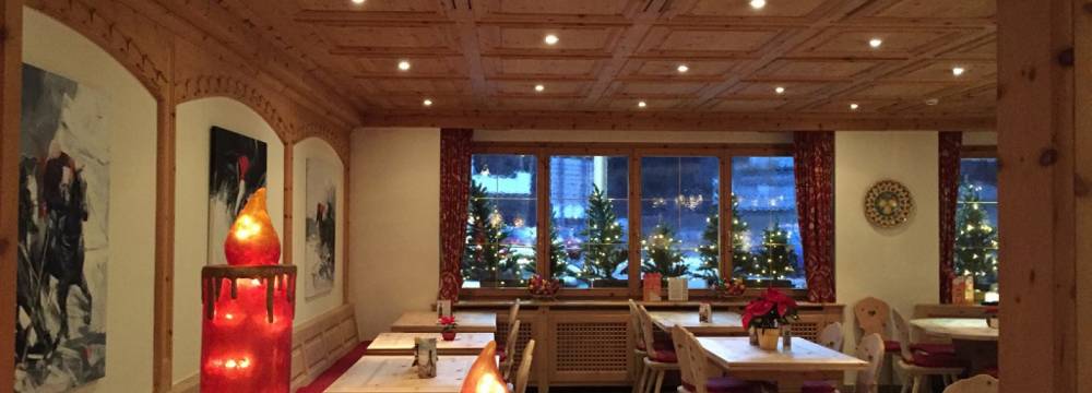 Restaurants in St. Moritz: Hotel Restaurant Corvatsch