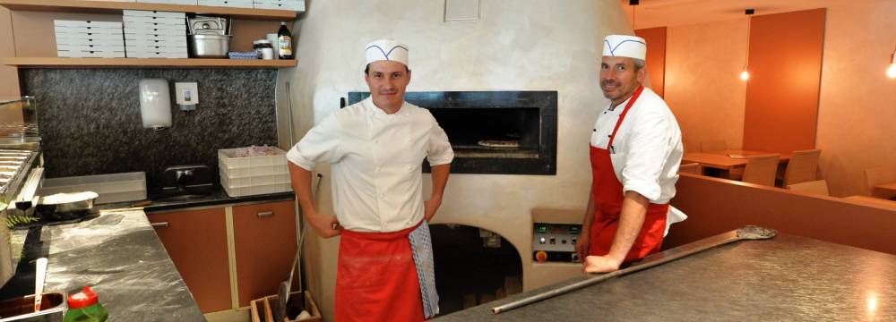 Restaurants in St. Moritz: Hotel Restaurant Pizzeria Sonne