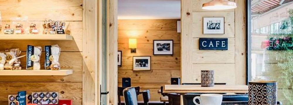 Restaurants in Saanen: Bckerei & Tea Room Mller