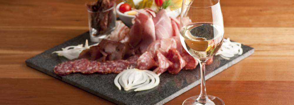Restaurants in Kaltacker: Landgasthof Lueg