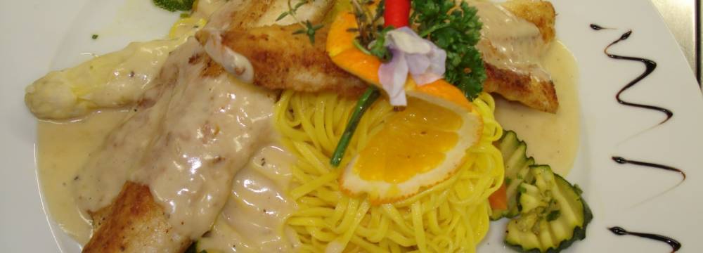 Restaurants in Oberwil im Simmental: GASTHAUS ROSSBERG