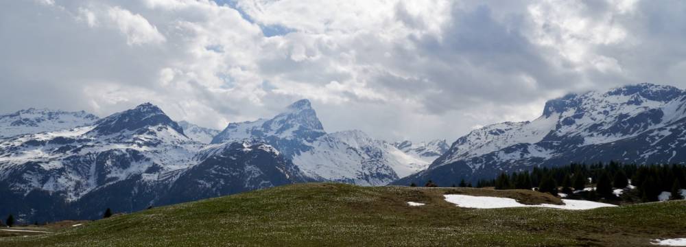 Berghaus Piz Platta (Alp Flix) in Sur