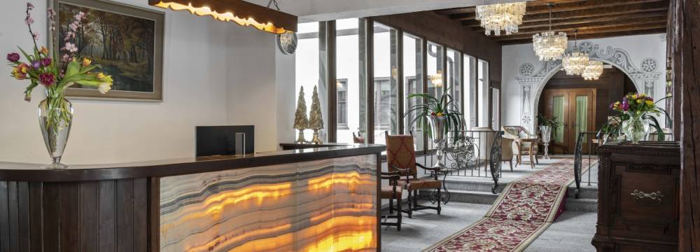 Restaurants in Klosters: Pizza & Grillterrasse Bad Serneus