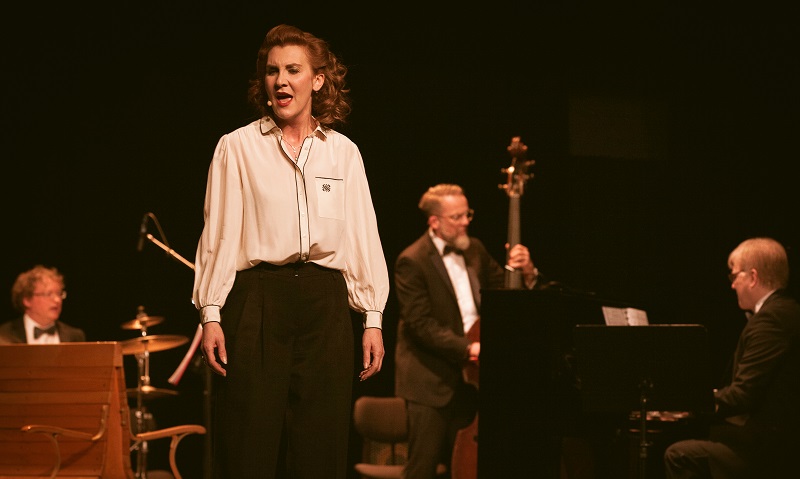 Lilli Palmer