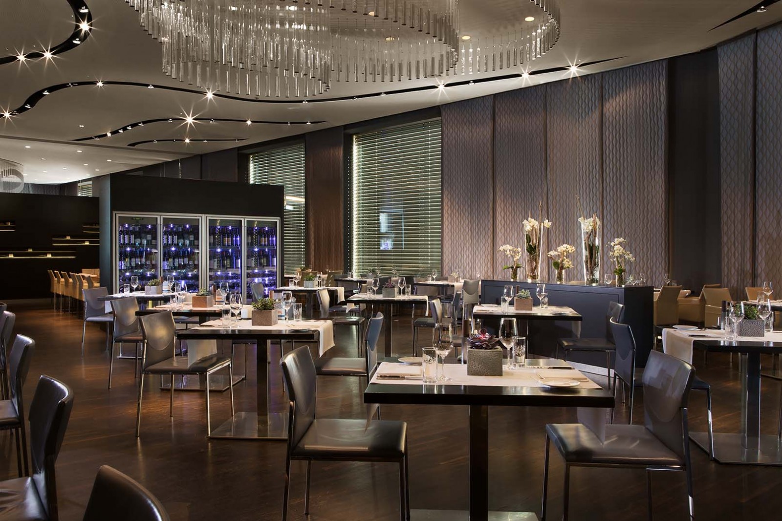 Restaurant Equinox Prime Food in Zürich