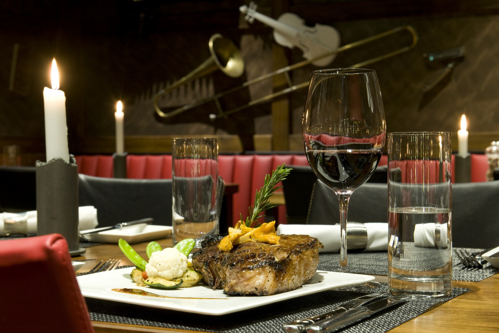 Restaurant tonWERK 800° Steak & Hummer in Regensdorf