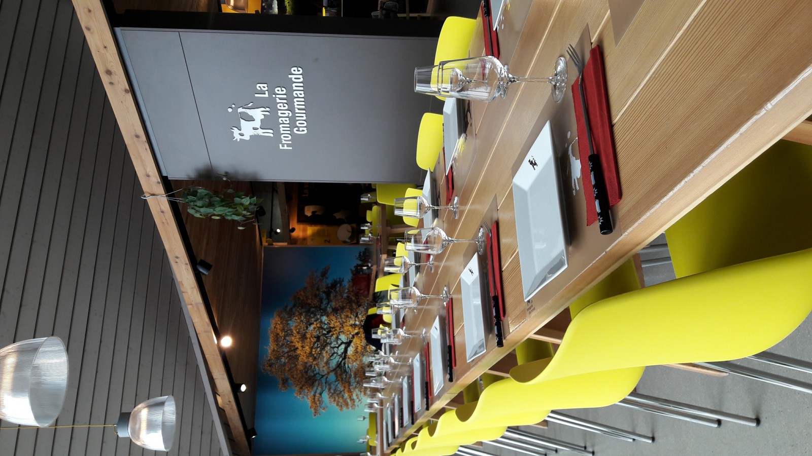 Restaurant La Fromagerie Gourmande in Montricher