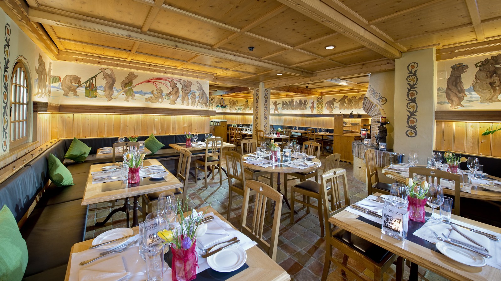 Restaurant Bärengraben im Golfhotel Les Hauts de Gstaad in Saanenmöser