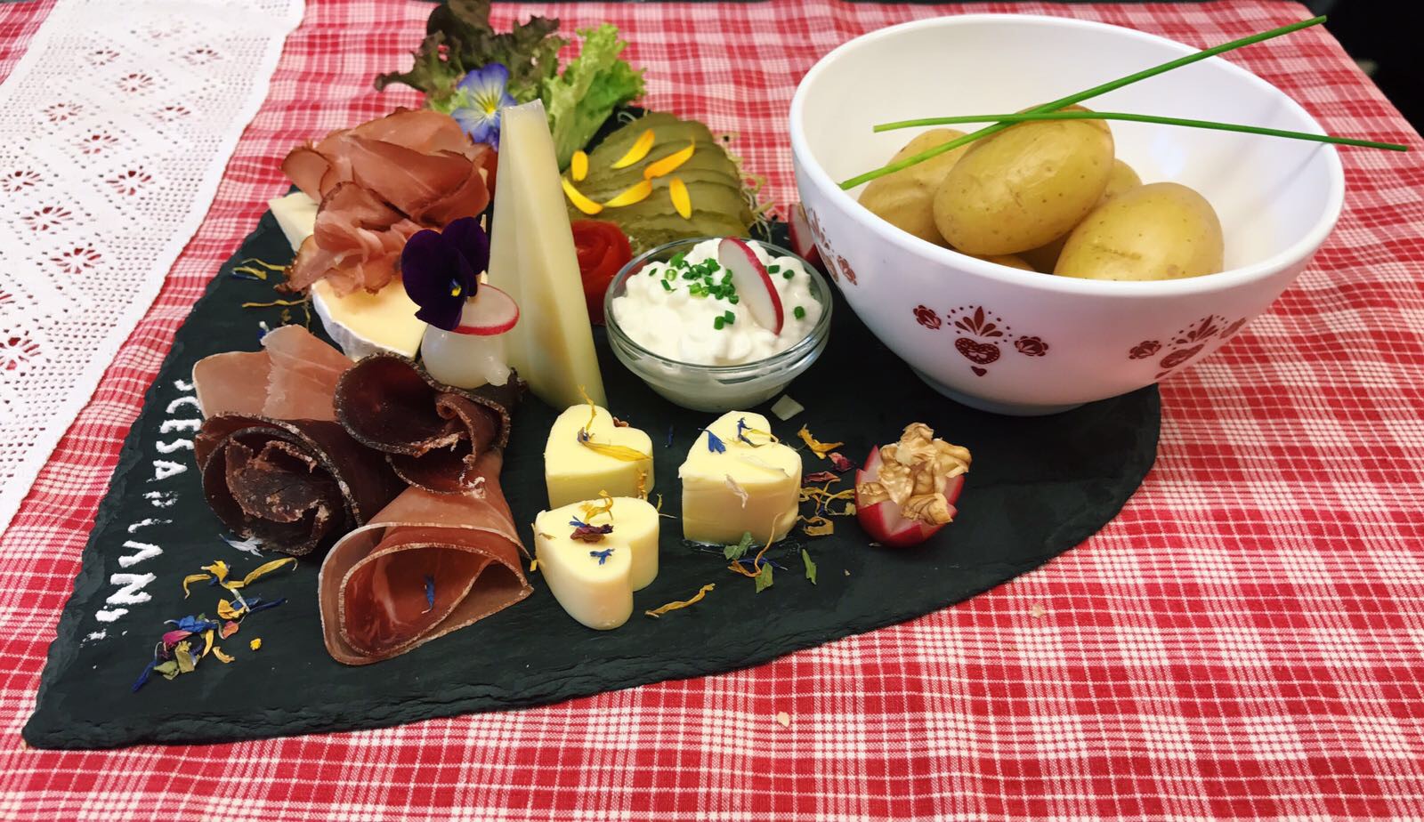 Restaurant Schlossli / Hotel Scesaplana Seewis in Seewis im Prattigau, Foto 5