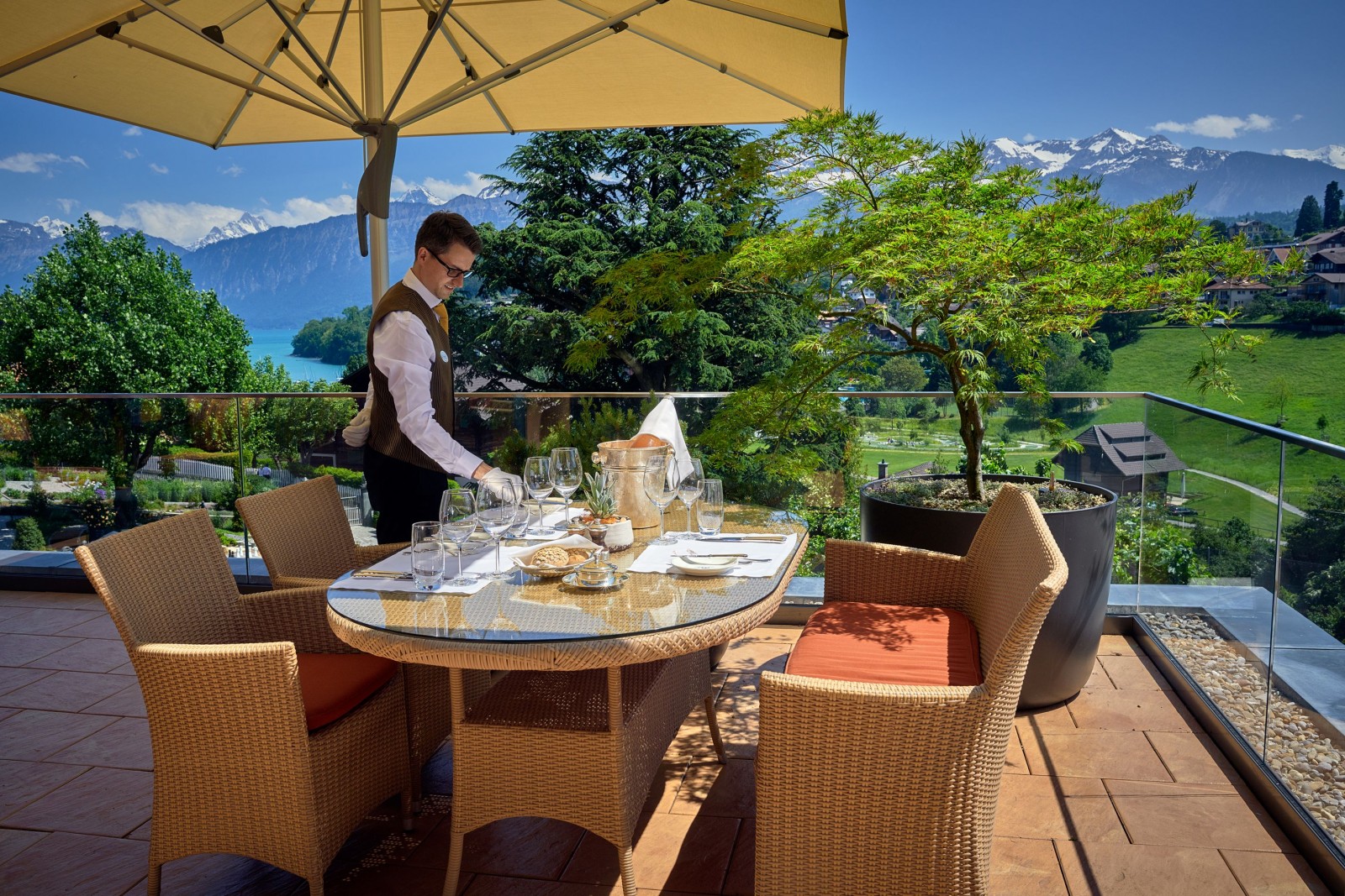 Hotel Eden Spiez in Spiez, Foto 1