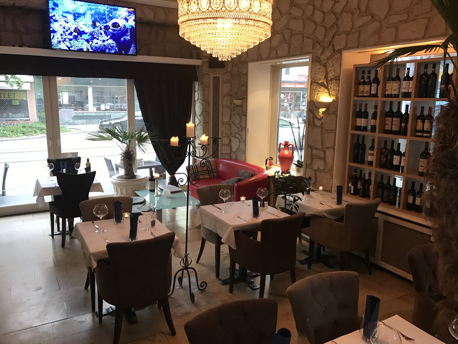 Ristorante Pizzeria La Taverna in Zürich, Foto 3