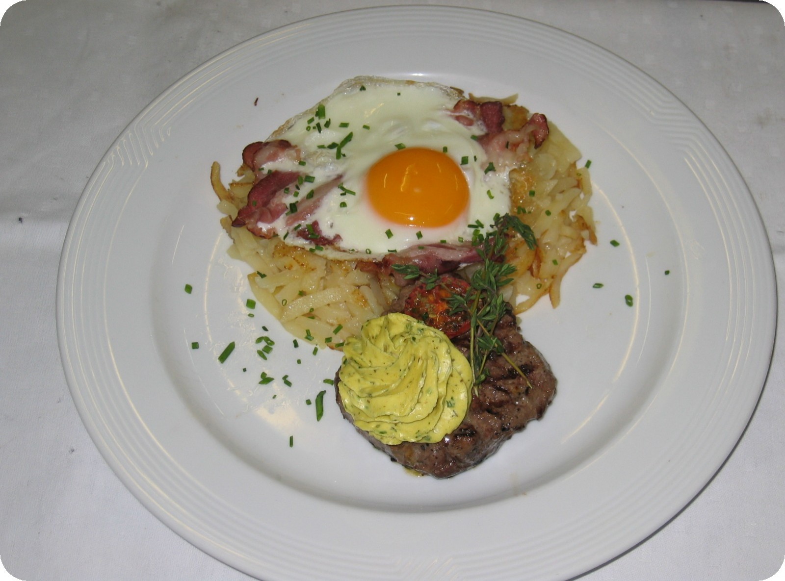 Taverne Bernerhof in Wengen, Foto 2
