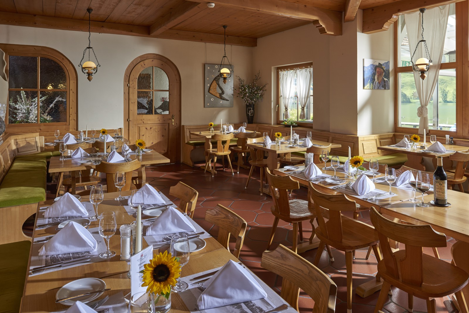 Restaurant Wintergarten (Hostellerie am Schwarzsee) in Schwarzsee, Foto 3