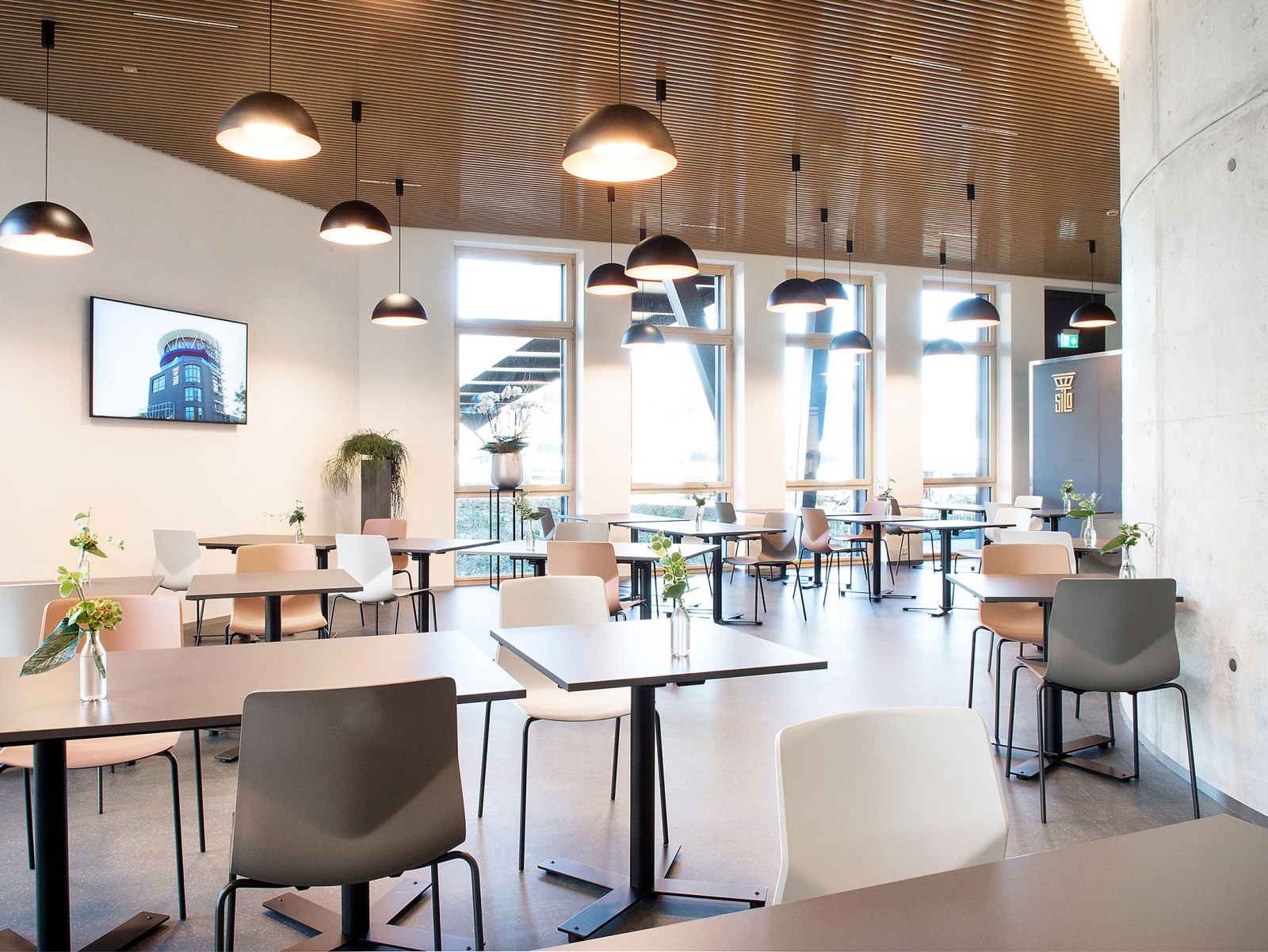 SILO Restaurant | Lounge | Kantine in Einsiedeln, Foto 19
