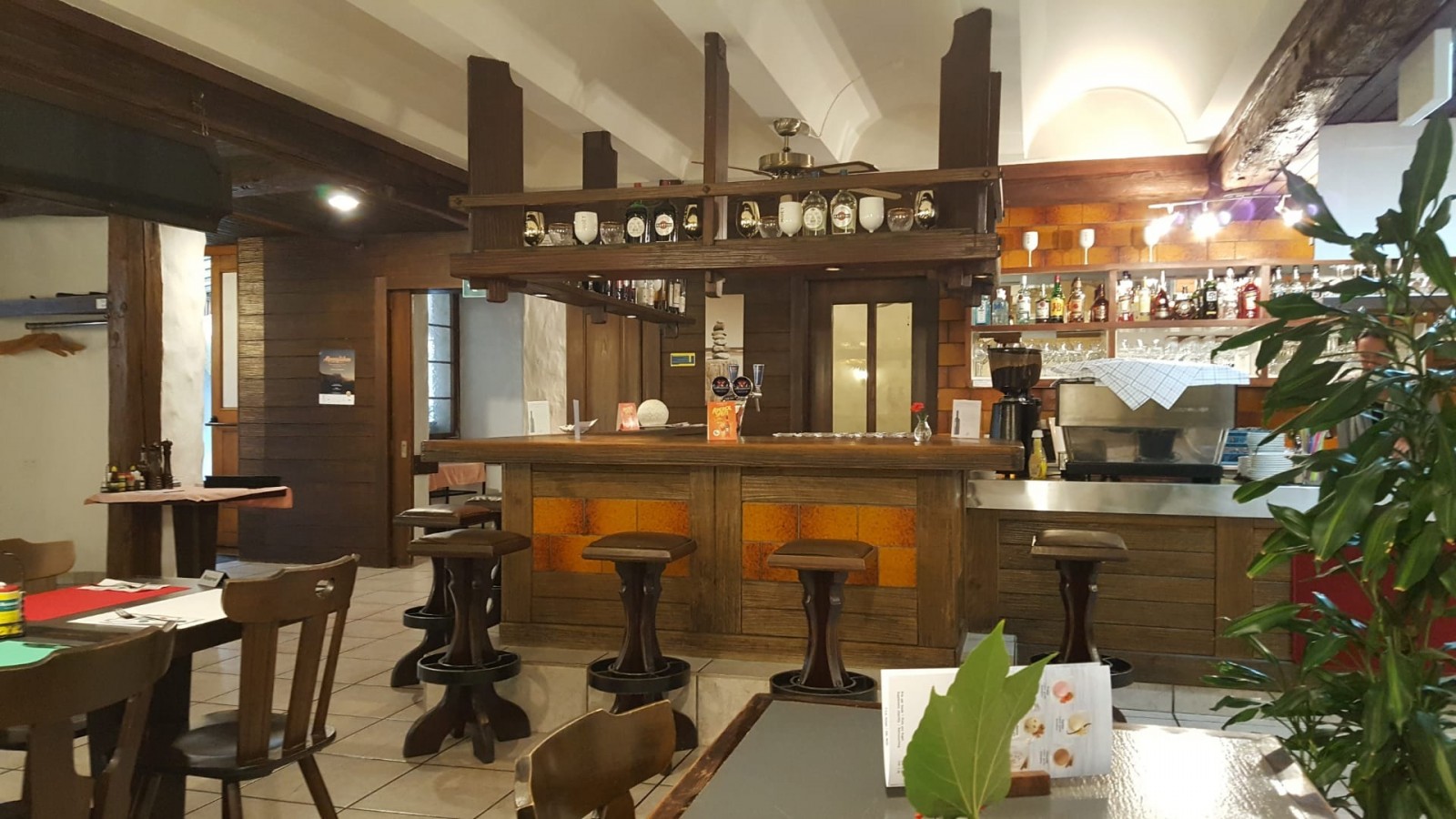 Ristorante Pizzeria zum Rebstock  in Twann, Foto 9