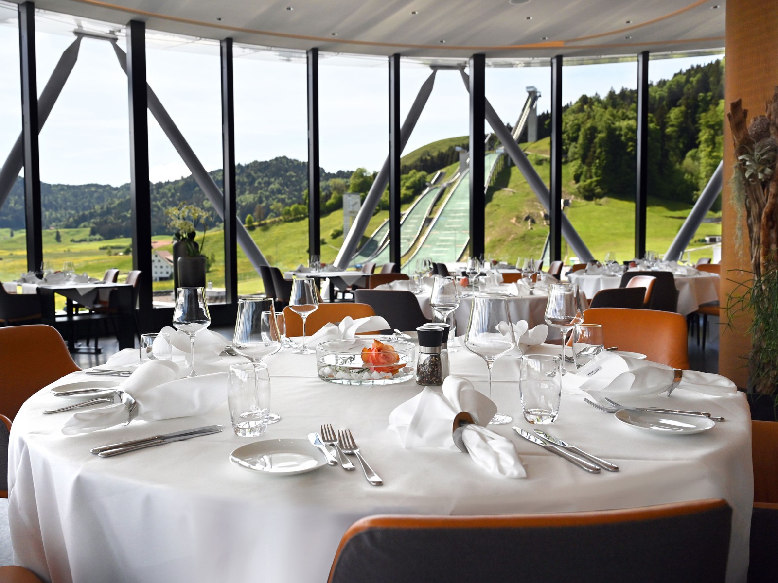 SILO Restaurant | Lounge | Kantine in Einsiedeln, Foto 6