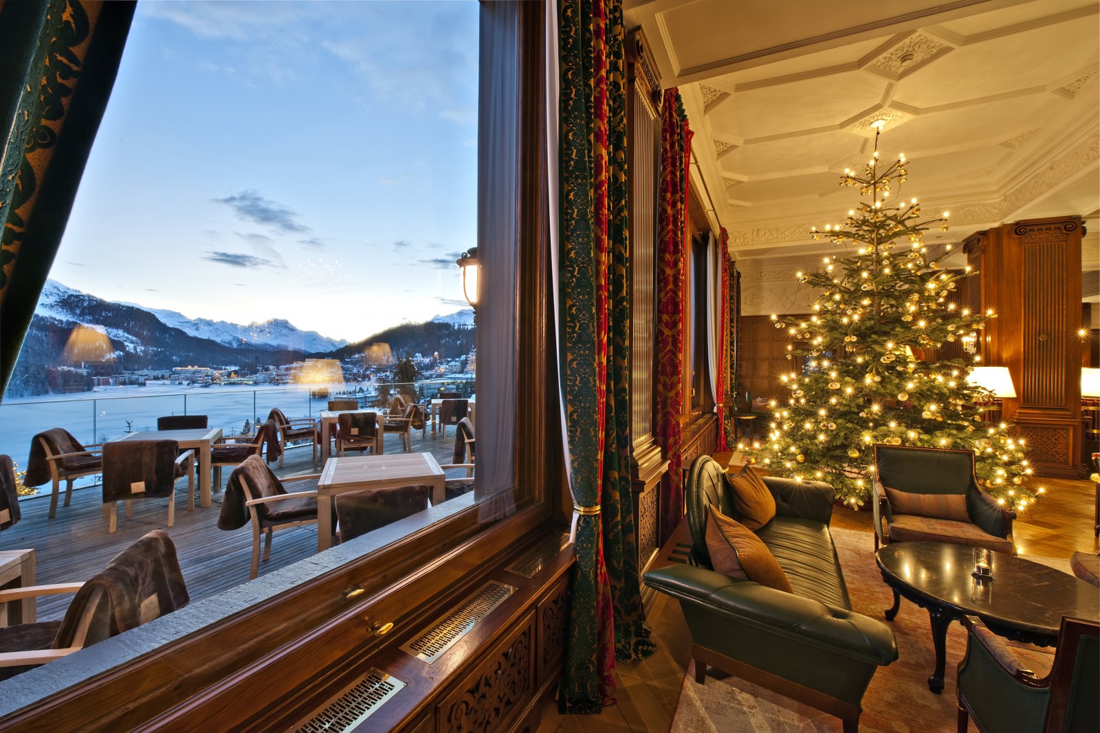 Lobby und Sonnenterasse, St. Moritz in St. Moritz, Foto 2