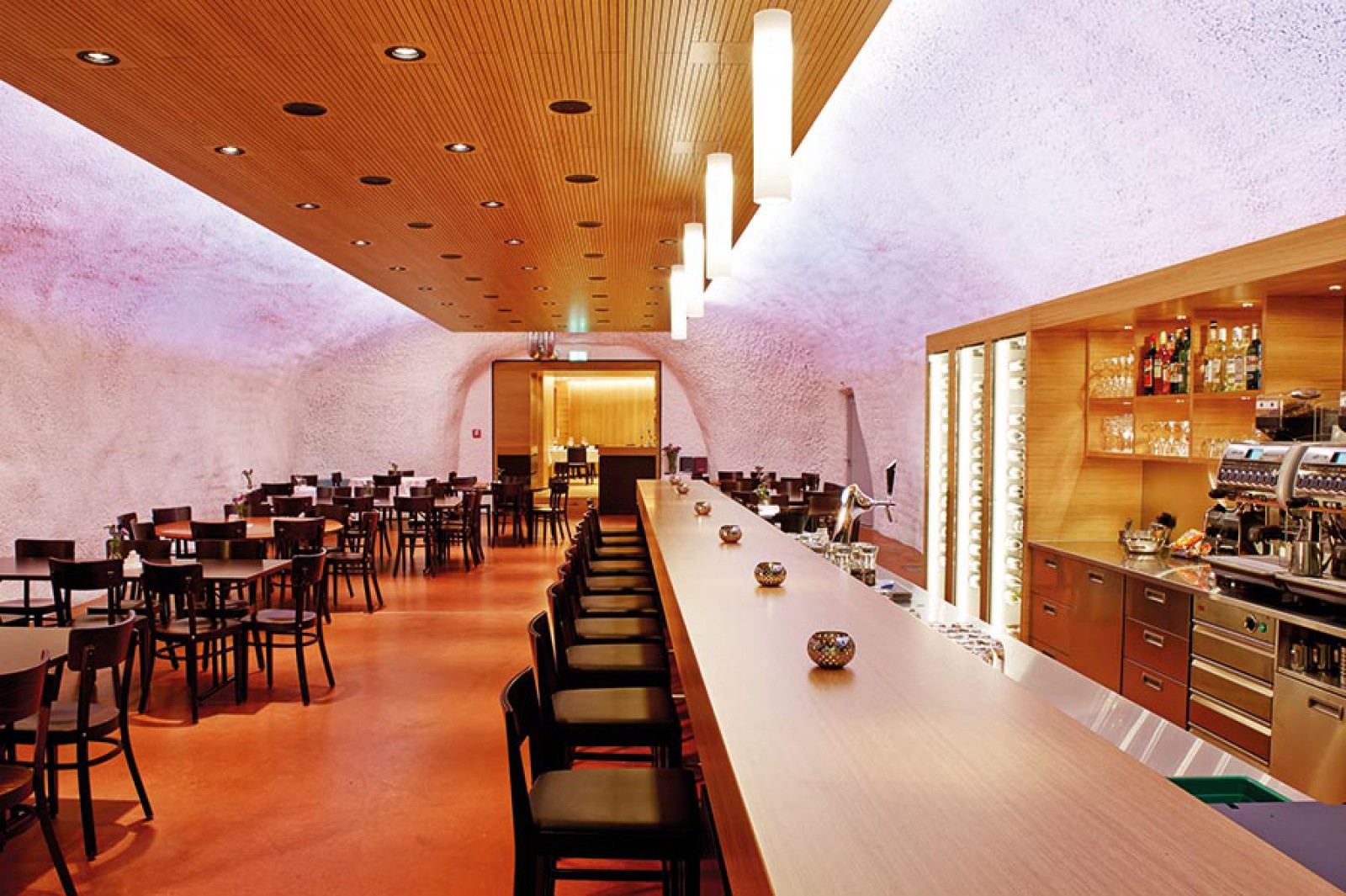 Cantina Caverna in Lungern, Foto 2