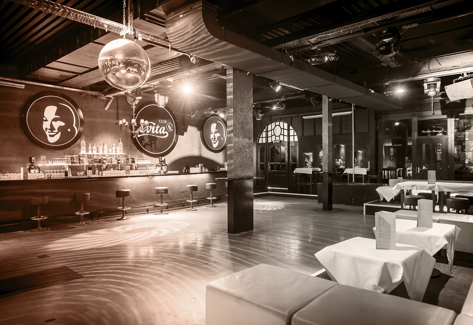 Evita Bar & Club in Wetzikon, Foto 5