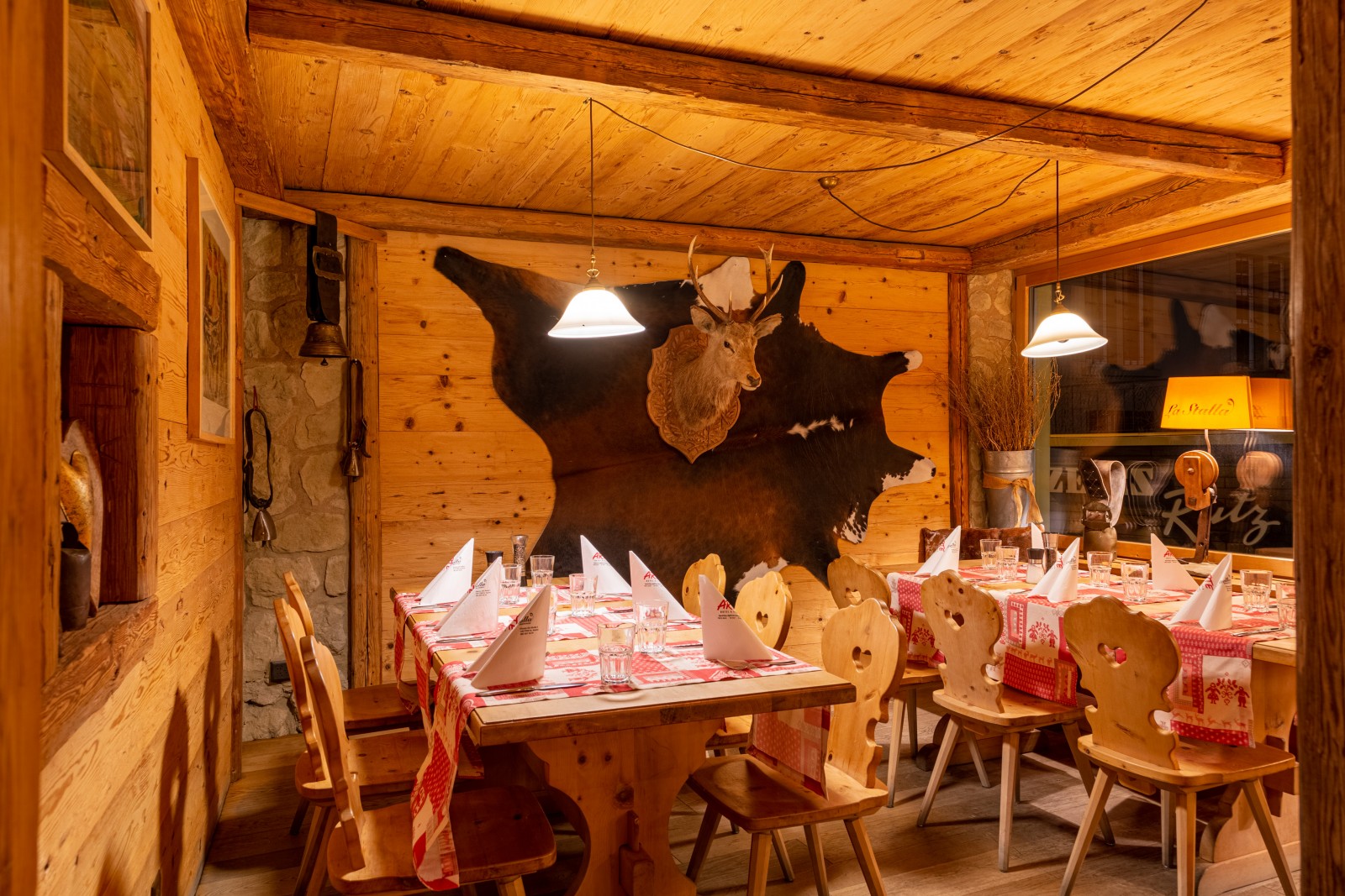 La Stalla Restaurant & Pizzeria in St. Moritz, Foto 1