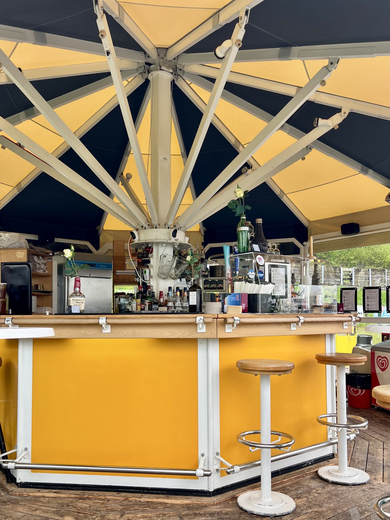 pipo's BAR  in Berlingen, Foto 44