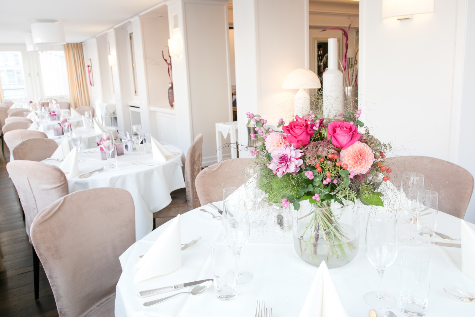 Erststock-Restaurant Hotel Metropol in St. Gallen, Foto 2