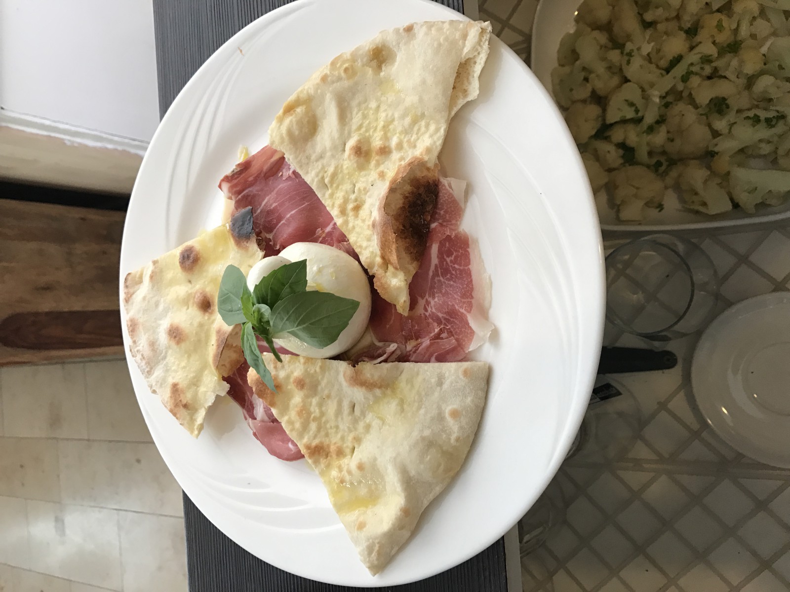 Ristorante Pizzeria La Taverna in Zürich, Foto 5