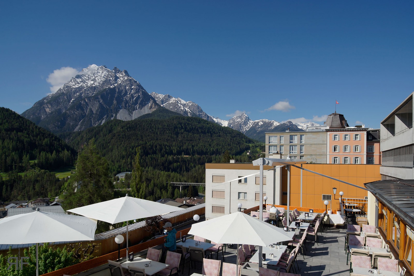 Hotel Restaurant Astras in Scuol, Foto 3
